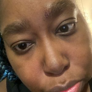 Meet your Posher, Latonya